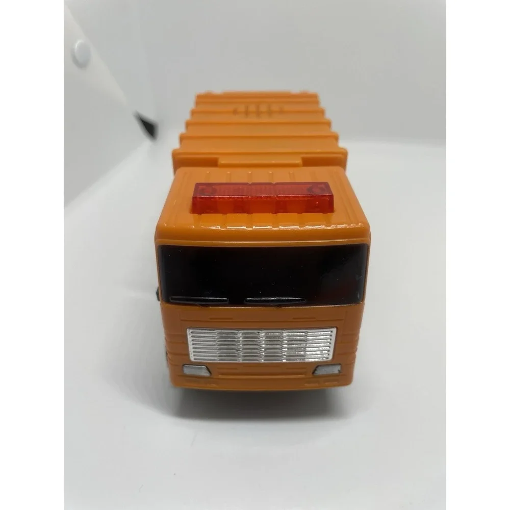 Tonka (USA) Lights &‎ Sound Rear Load Garbage (Waste/Trash/Refuse) Truck